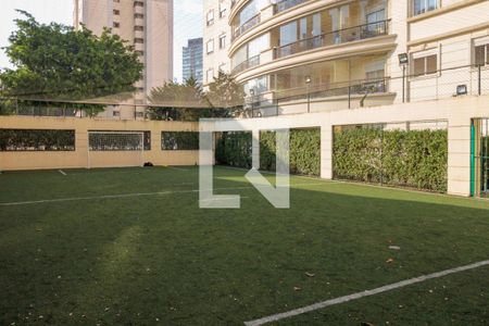 Apartamento à venda com 128m², 4 quartos e 3 vagas Apartamento à venda com 128m², 4 quartos e 3 vagasQuadra Esportiva
