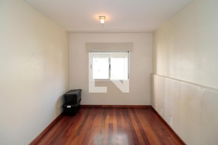Apartamento à venda com 128m², 4 quartos e 3 vagas Apartamento à venda com 128m², 4 quartos e 3 vagasSuíte 2