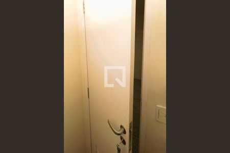 Apartamento à venda com 128m², 4 quartos e 3 vagas Apartamento à venda com 128m², 4 quartos e 3 vagasDespensa