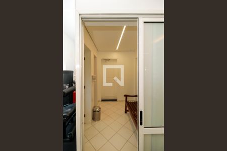 Apartamento à venda com 128m², 4 quartos e 3 vagas Apartamento à venda com 128m², 4 quartos e 3 vagasÁrea comum - Academia