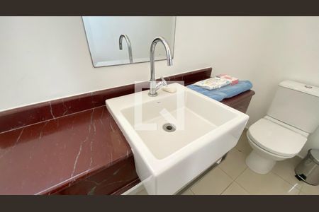 Apartamento à venda com 200m², 3 quartos e 2 vagasLavabo - Cobertura 
