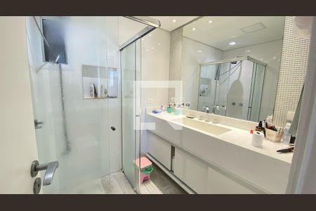 Apartamento à venda com 200m², 3 quartos e 2 vagasBanheiro Suíte 