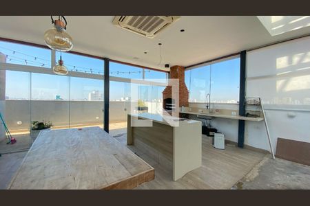 Apartamento à venda com 200m², 3 quartos e 2 vagasChurrasqueira - Cobertura 