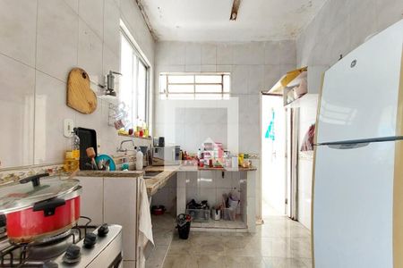 Casa à venda com 360m², 4 quartos e 4 vagasCOZINHA