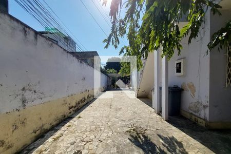 Casa à venda com 360m², 4 quartos e 4 vagasQUINTAL