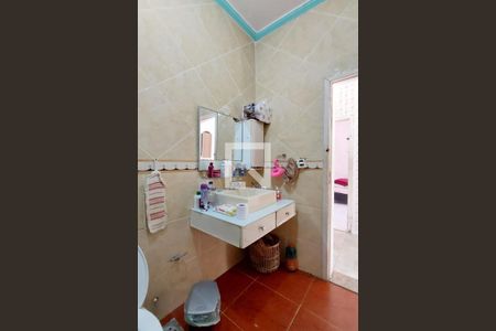 Casa à venda com 360m², 4 quartos e 4 vagasBANHEIRO 