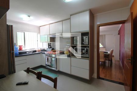 Casa à venda com 97m², 3 quartos e 2 vagasCozinha