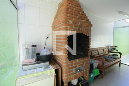 Casa à venda com 97m², 3 quartos e 2 vagasChurrasqueira