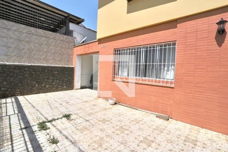 Casa à venda com 220m², 3 quartos e 3 vagasGaragem