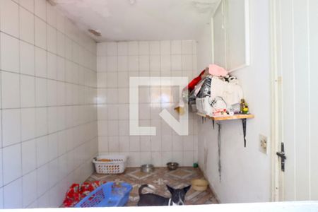 Casa à venda com 220m², 3 quartos e 3 vagasQuarto serviço
