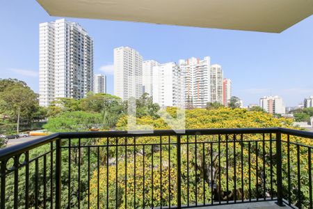 Apartamento à venda com 530m², 4 quartos e 5 vagas Apartamento à venda com 530m², 4 quartos e 5 vagasVaranda da Suíte 1