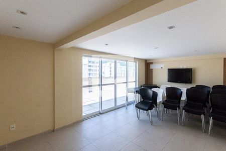 Apartamento à venda com 74m², 2 quartos e 1 vagaÁrea comum