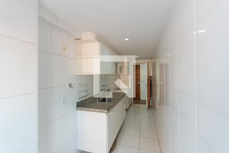 Apartamento à venda com 74m², 2 quartos e 1 vagaCozinha e Área de Serviço