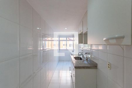 Apartamento à venda com 74m², 2 quartos e 1 vagaCozinha e Área de Serviço