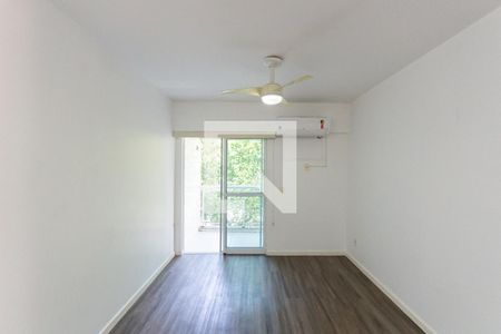 Apartamento à venda com 74m², 2 quartos e 1 vagaSala
