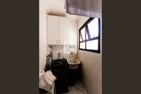 Apartamento à venda com 83m², 3 quartos e 2 vagas Apartamento à venda com 83m², 3 quartos e 2 vagasÁrea de Serviço