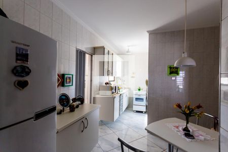 Apartamento à venda com 83m², 3 quartos e 2 vagas Apartamento à venda com 83m², 3 quartos e 2 vagasCozinha