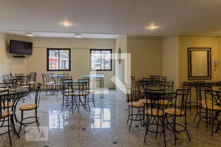 Apartamento à venda com 83m², 3 quartos e 2 vagas Apartamento à venda com 83m², 3 quartos e 2 vagasÁrea comum - Salão de festas