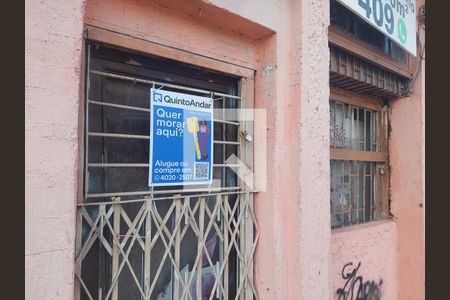 Casa à venda com 350m², 1 quarto e sem vagaPlaca instalada na frente do imóvel