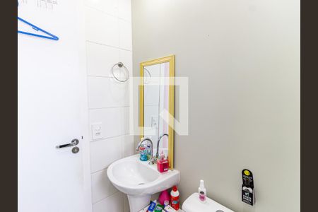 Apartamento à venda com 42m², 2 quartos e sem vaga Apartamento à venda com 42m², 2 quartos e sem vagaBanheiro