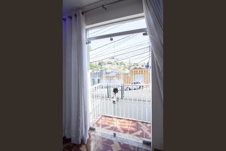 Varanda da sala 2 de casa para alugar com 5 quartos, 290m² em Santa Mônica, Belo Horizonte
