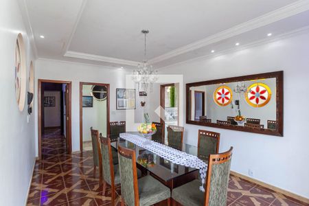 Sala 2 de casa para alugar com 5 quartos, 290m² em Santa Mônica, Belo Horizonte
