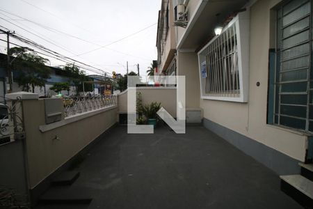 Casa à venda com 100m², 2 quartos e 2 vagasÁrea comum - Quintal