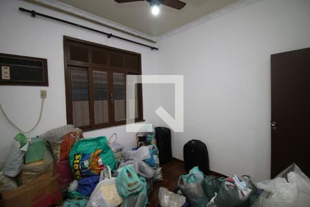 Casa à venda com 100m², 2 quartos e 2 vagasQuarto 1