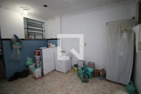 Casa à venda com 100m², 2 quartos e 2 vagasÁrea de Serviço