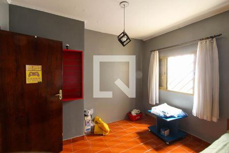 Casa à venda com 250m², 5 quartos e 2 vagas Casa à venda com 250m², 5 quartos e 2 vagasQuarto 2