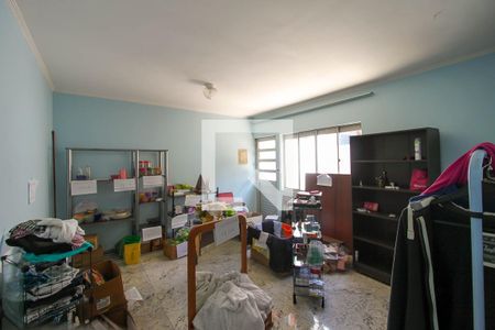 Casa à venda com 250m², 5 quartos e 2 vagas Casa à venda com 250m², 5 quartos e 2 vagasEdícula