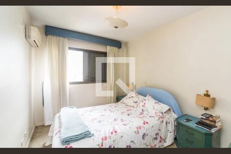 Apartamento à venda com 170m², 3 quartos e 3 vagas Apartamento à venda com 170m², 3 quartos e 3 vagasSuíte