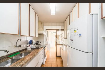 Apartamento à venda com 170m², 3 quartos e 3 vagas Apartamento à venda com 170m², 3 quartos e 3 vagasCozinha