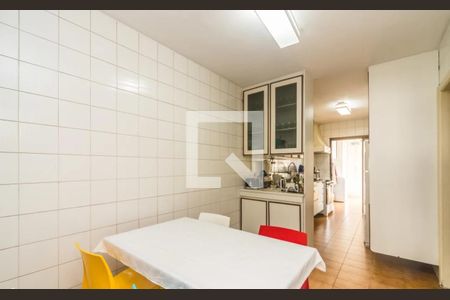Apartamento à venda com 170m², 3 quartos e 3 vagas Apartamento à venda com 170m², 3 quartos e 3 vagasCozinha