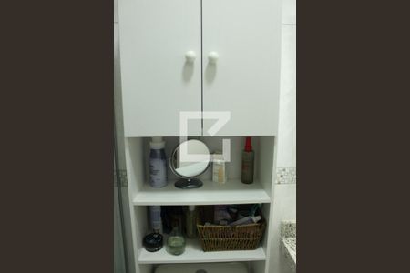 Casa à venda com 110m², 3 quartos e 4 vagasBanheiro