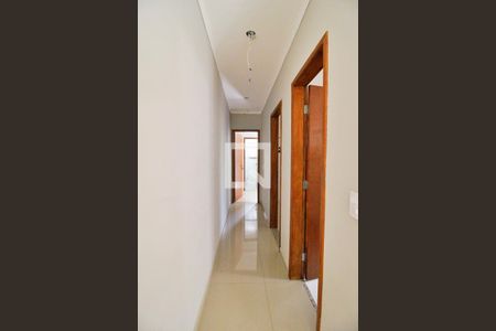 Corredor de apartamento para alugar com 2 quartos, 76m² em Campestre, Santo André