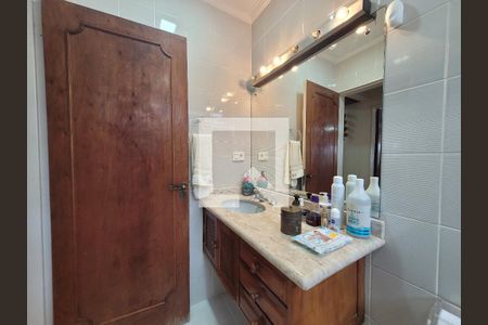 Casa à venda com 300m², 4 quartos e 4 vagas Casa à venda com 300m², 4 quartos e 4 vagasBanheiro Quarto 1 e 2