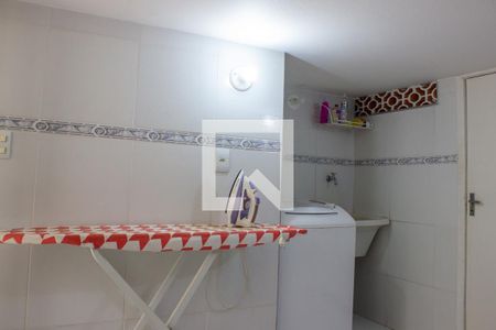 Casa à venda com 300m², 4 quartos e 4 vagas Casa à venda com 300m², 4 quartos e 4 vagasÁrea de Serviço