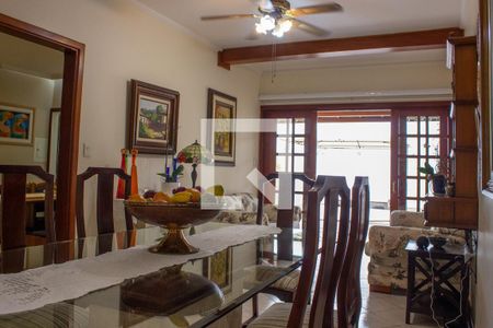 Casa à venda com 300m², 4 quartos e 4 vagas Casa à venda com 300m², 4 quartos e 4 vagasSala de Jantar e Estar