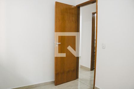Quarto 1 de casa de condomínio para alugar com 2 quartos, 40m² em Vila Santa Terezinha (zona Norte), São Paulo