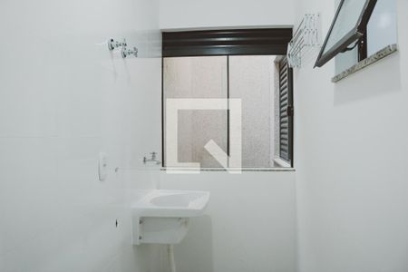 Casa de condomínio para alugar com 40m², 2 quartos e sem vaga Casa de condomínio para alugar com 40m², 2 quartos e sem vagaCozinha e Área de Serviço