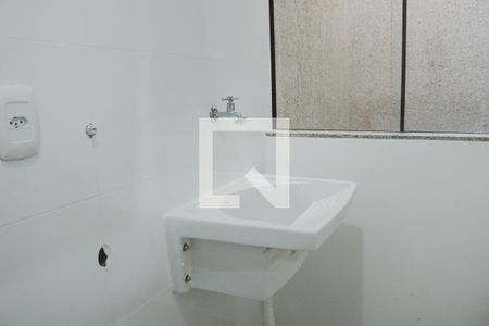 Casa de condomínio para alugar com 40m², 2 quartos e sem vaga Casa de condomínio para alugar com 40m², 2 quartos e sem vagaCozinha e Área de Serviço