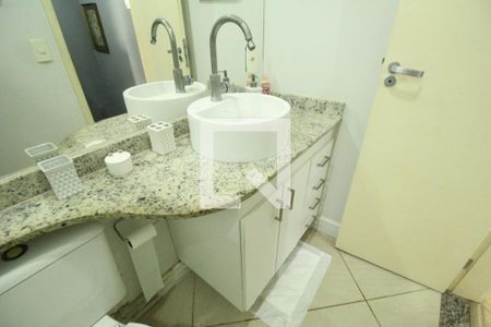 Casa à venda com 128m², 3 quartos e 1 vagaBanheiro social