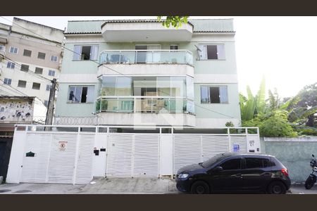 Casa à venda com 205m², 3 quartos e 2 vagasFachada