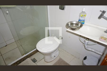 Casa à venda com 205m², 3 quartos e 2 vagasBanheiro Suite 2