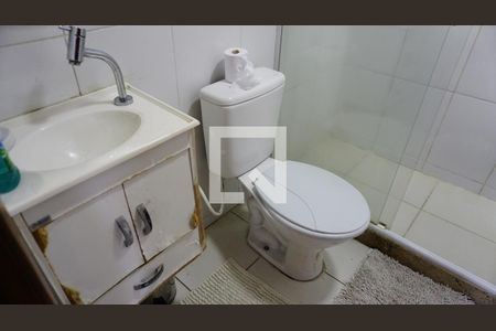 Casa à venda com 205m², 3 quartos e 2 vagasBanheiro Social