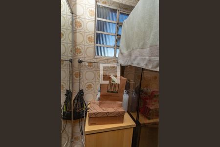 Casa à venda com 194m², 3 quartos e 2 vagas Casa à venda com 194m², 3 quartos e 2 vagasBanheiro da suíte