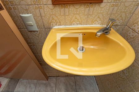 Casa à venda com 194m², 3 quartos e 2 vagas Casa à venda com 194m², 3 quartos e 2 vagasLavabo