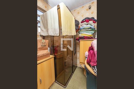 Casa à venda com 194m², 3 quartos e 2 vagas Casa à venda com 194m², 3 quartos e 2 vagasBanheiro da suíte