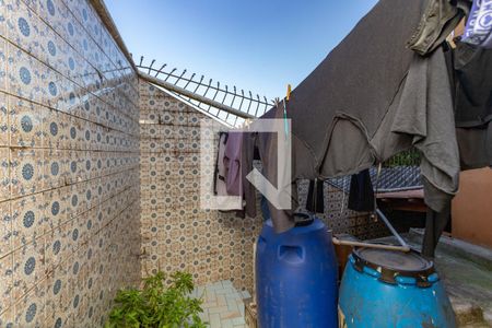 Casa à venda com 194m², 3 quartos e 2 vagas Casa à venda com 194m², 3 quartos e 2 vagasÁrea de serviço